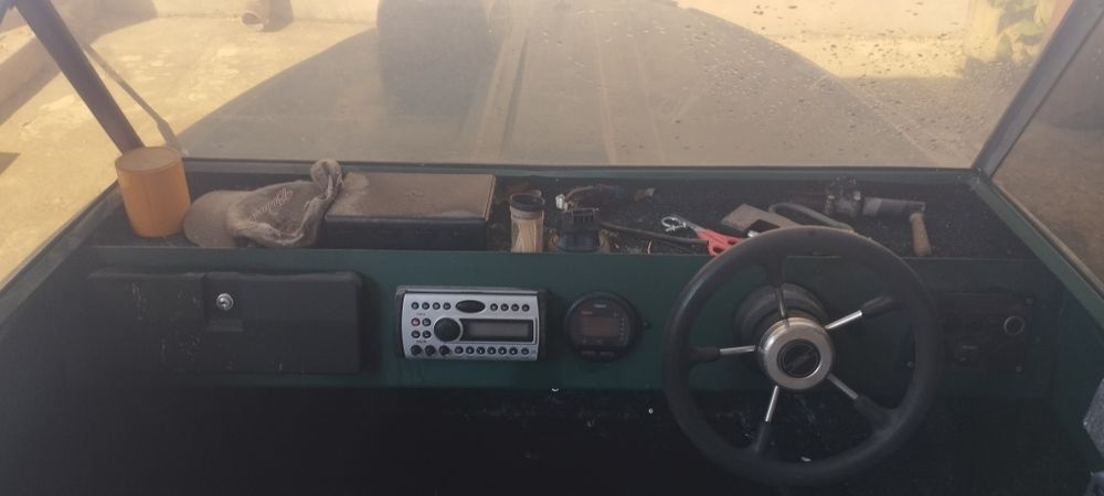 Продам лодку Крым с мотором Yamaha 50