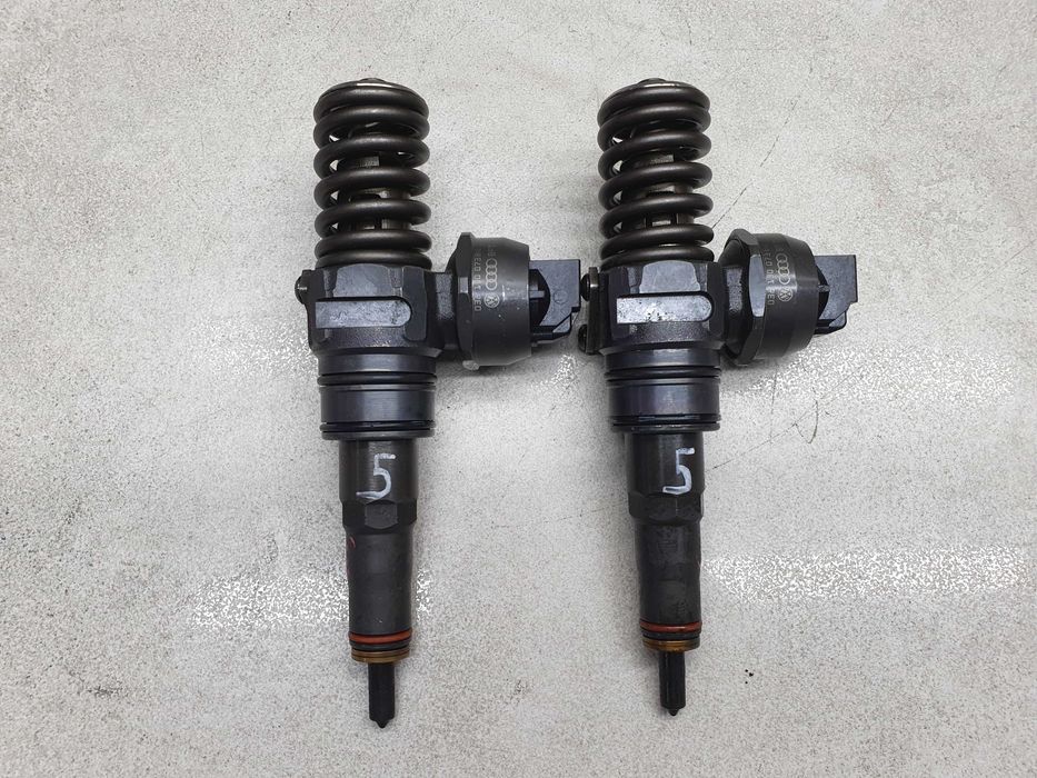Насос форсунки Volkswagen Golf 5 6 Passat B6 Touran 2.0 TDI