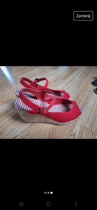 Buty damskie na koturnie E-vie rozm.39