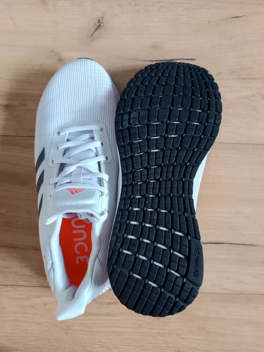 Buty sportowe Adidas Solarblaze EE4238 r.39 1/3