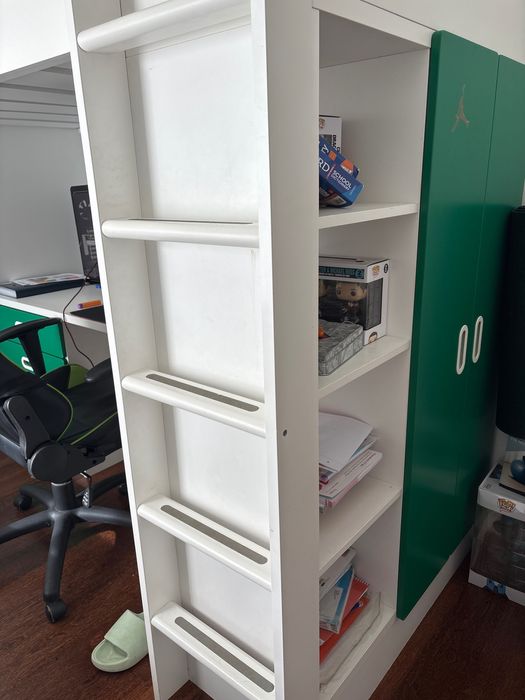 Beliche ikea com secretária