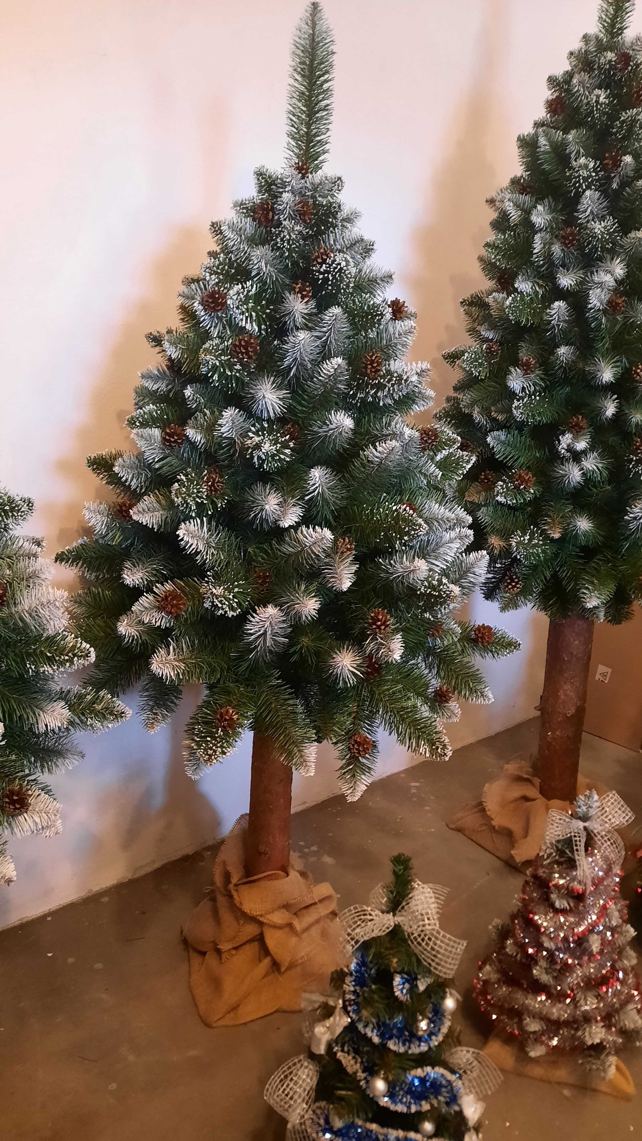 Choinka Sztuczna na pniu 160cm Ośnieżona Gęsta Producent Koziegłowy