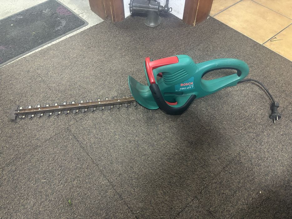 Nożyce do żywopłotu BOSCH