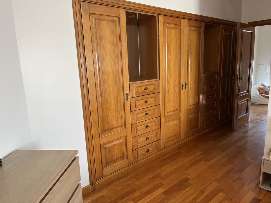 Arrendamento duplex em moradia T4 Odivelas