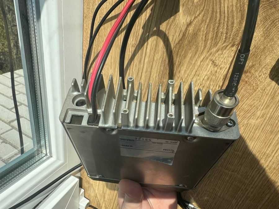 Радіостанція ICOM 310s