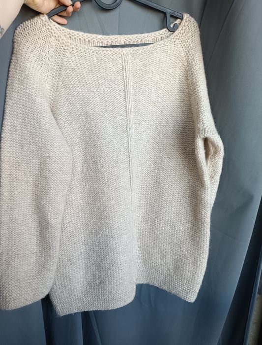 Sweter damski beżowy rozm. M