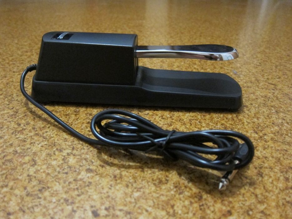 Педаль электро пианино, синтезатора Yamaha, Casio, Korg, Roland