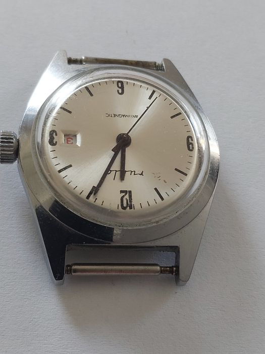 Ruhla zegarek antimagnetic