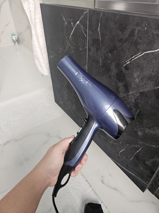 Secador de cabelo, cuidados com os cabelos Remington azul