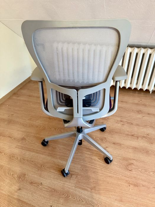 Krzesło fotel biurowy Haworth Zody stan idealny