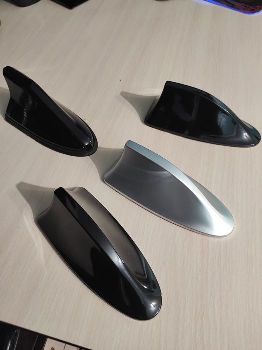 Автомобильная антенна акулий плавник активная FM-Радио новая