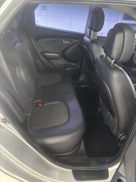 HYUNDAI IX35 ідеальний стан