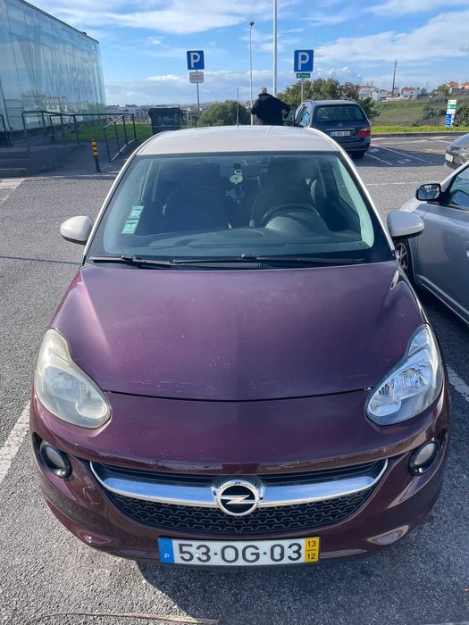 Opel Adams em bom estado
