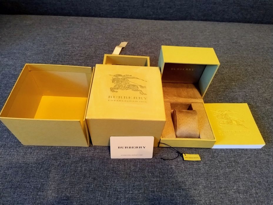 коробка с часов BURBERRY