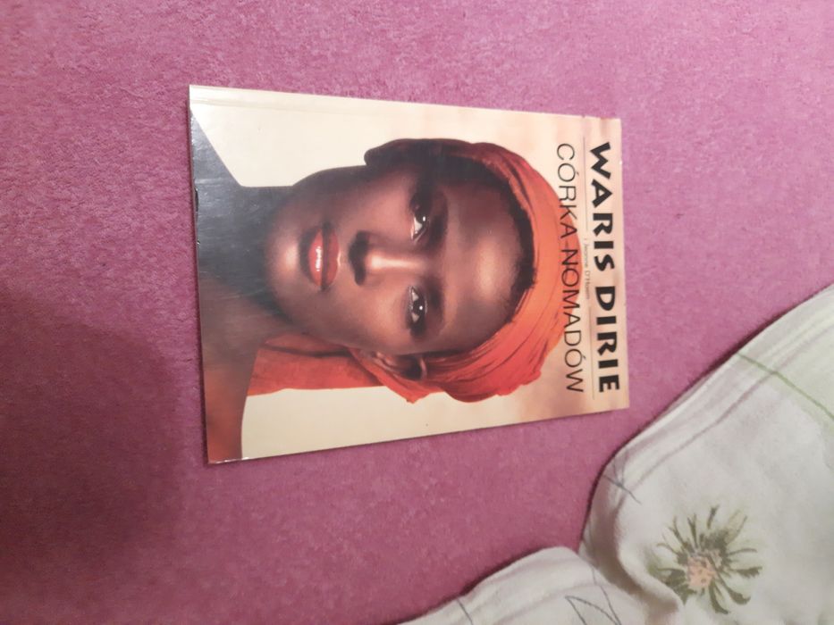 Książka  Waris Dirie,i Jeanne D'Haem.CÓRKANOMADÓW