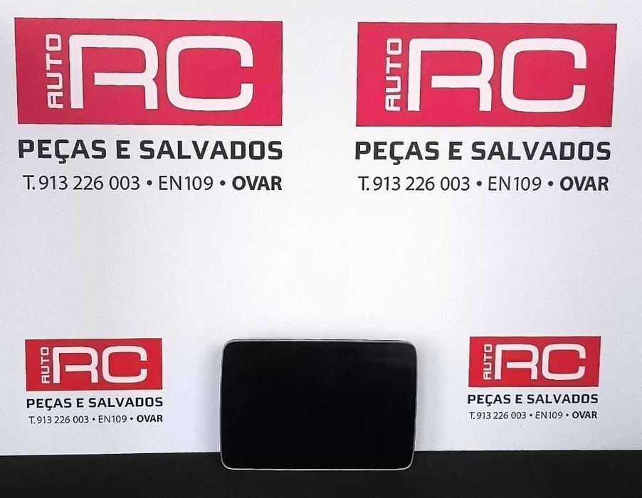 Display / Ecrã de Informações MERCEDES-BENZ A-CLASS (W176) ano 2012