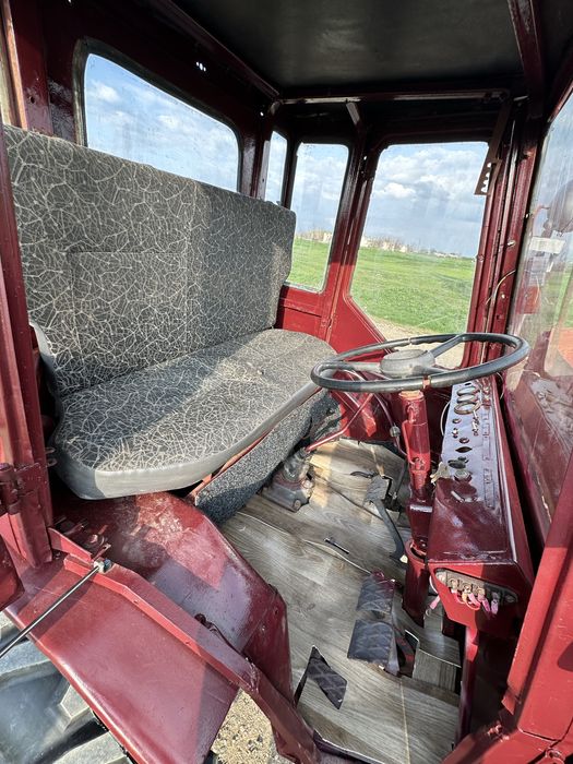 Продам Т-16 у відмінному стані !