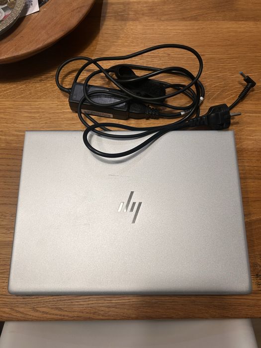 HP EliteBook 830 G5 | i5 | 8 GB RAM | SSD | Stan bardzo dobry