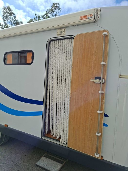 Autocaravana Iveco Adria