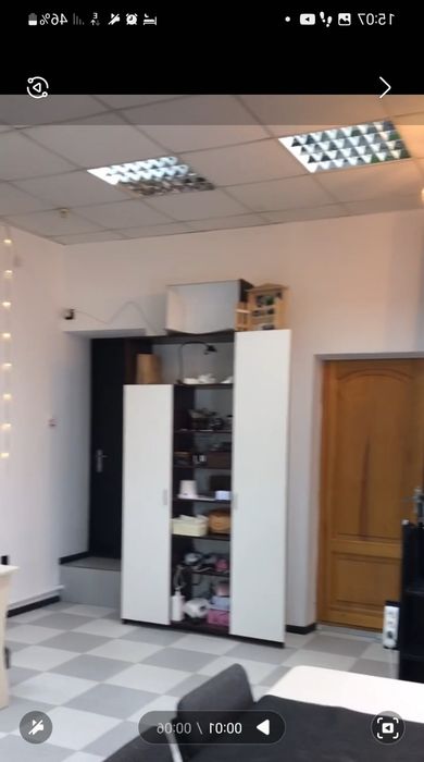 Продам шкаф для офиса,салона красоты.