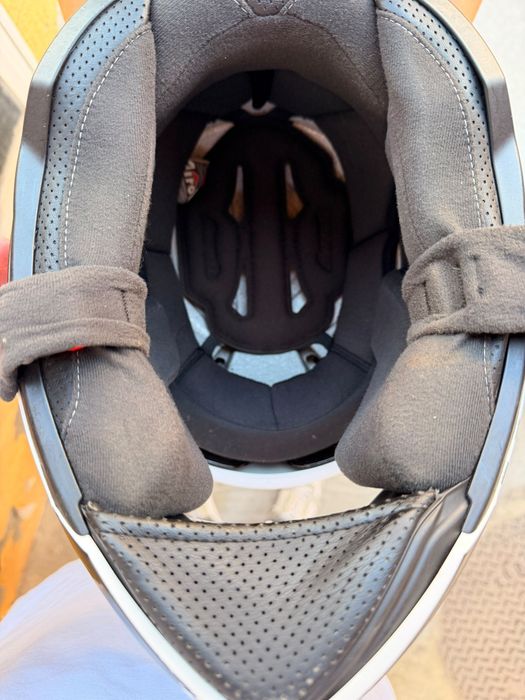 Capacete mota Airoh