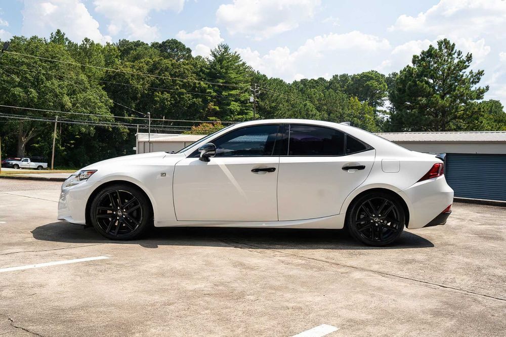 Lexus IS 250 Crafted Line      2015