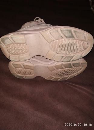 Демісезонні кросівки на платформі