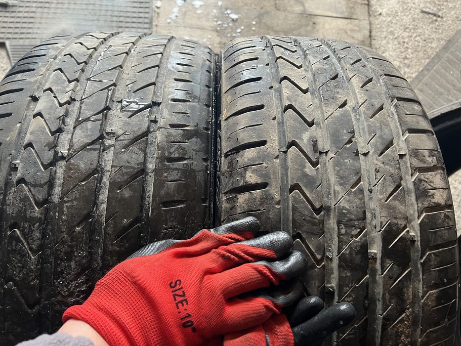 Літня Резина 235/30 R22, практично нова, Комплект!