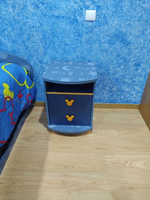 Quarto completo de rapaz Mickey