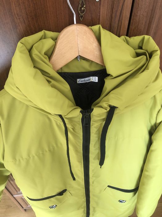 Куртка жіноча абсолютно нова