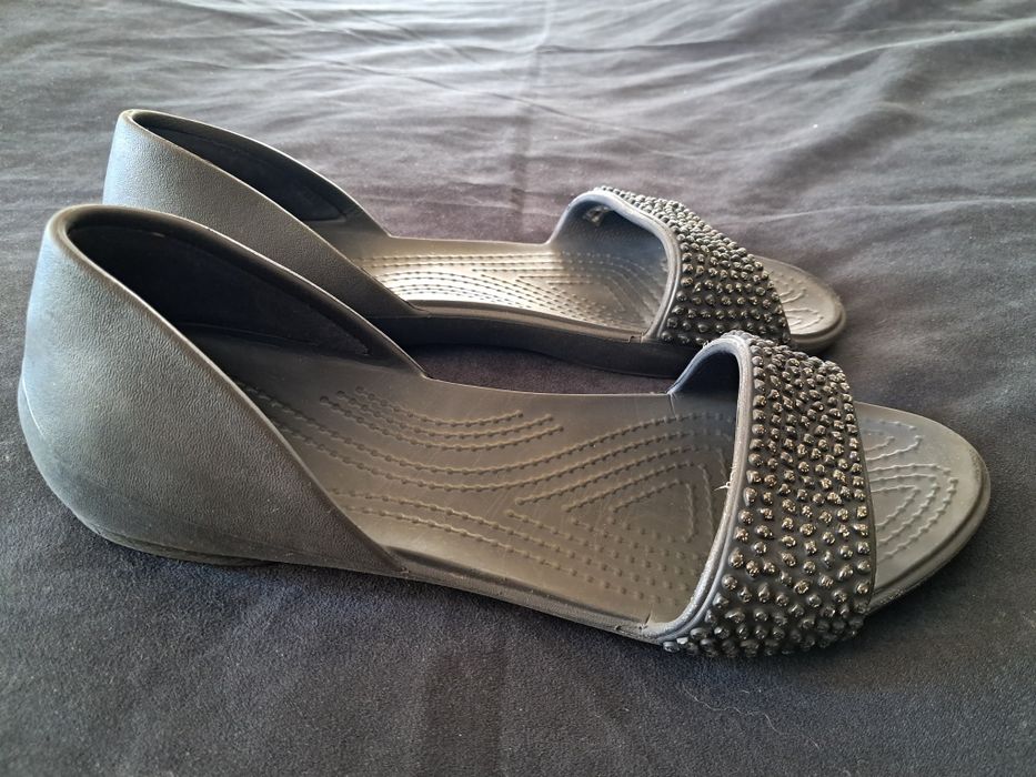 Крокси босоніжки crocs р.w7 устілка 24,5 см