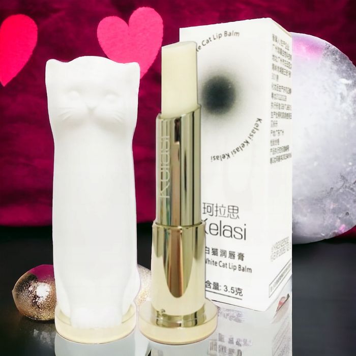 Hit!! Balsam do ust - kotek czarny lub biały.