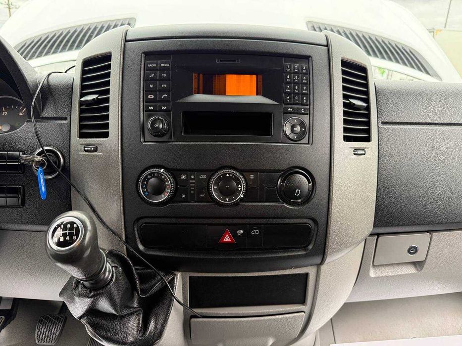 Mercedes-Benz Sprinter 2016p.