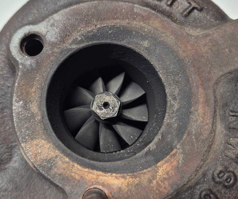 Turbosprężarka Audi A4 B7 A6 C6 2.0 TDI 16V