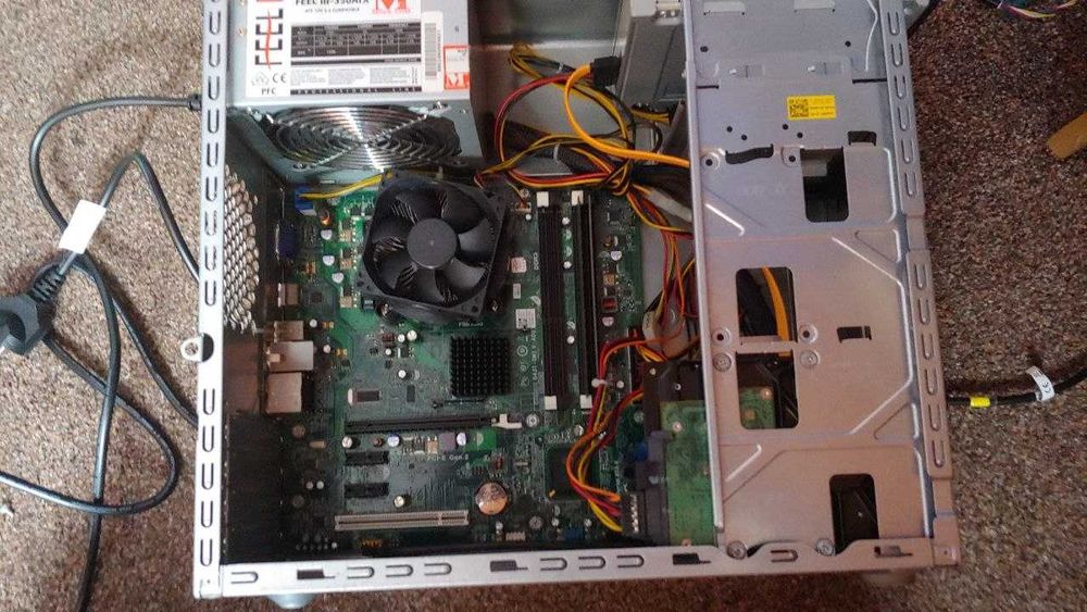 Komputer Stacjonarny Dell Inspirion 560 / Części