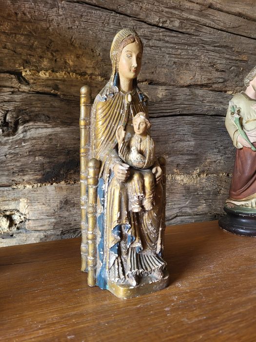 Stara gipsowa figurka Maryja Matka Boska