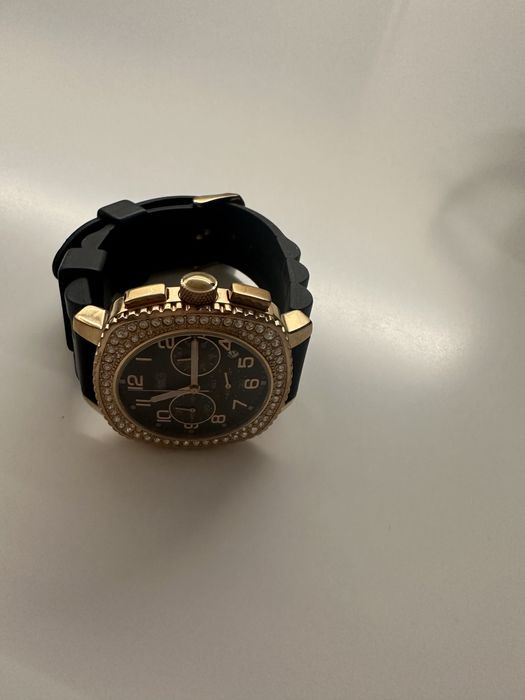 Relógio da marca MG