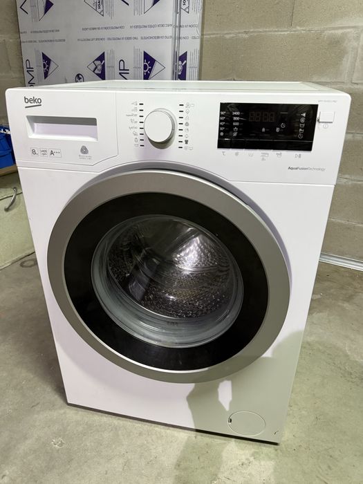 Máquina de lavar roupa Beko 8kg 1400rpm