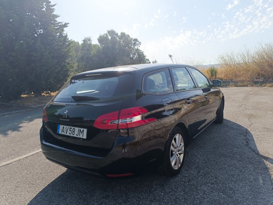 Peugeot 308 SW — fotografia 3