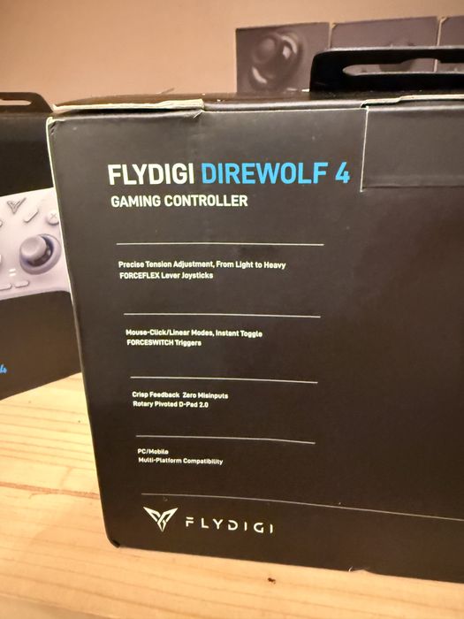 Геймпад Flydigi Direwolf 4 Gamepad (white)