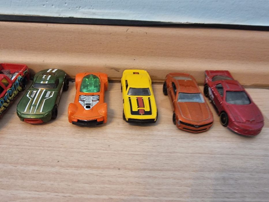 Samochodziki hot wheels 10 sztuk
