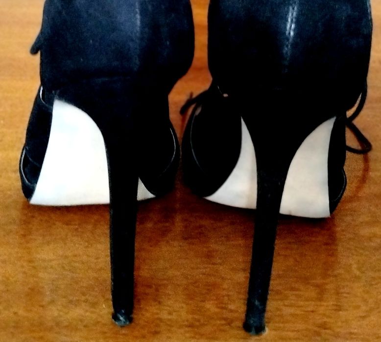 Туфлі  Хілси (High Heels) 38 р, устілка 25 см