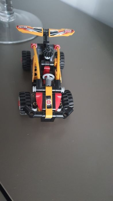 Auto składane z klocków