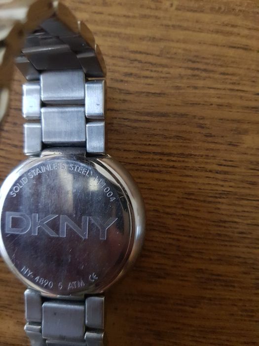 Продам жіночий годинник б/у