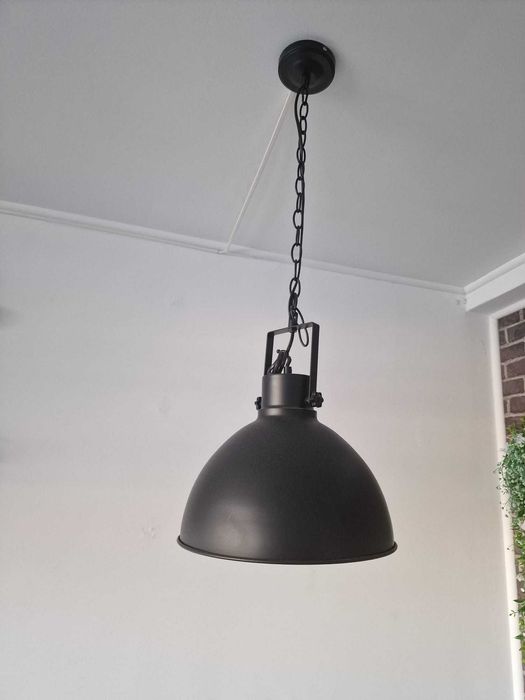 Candeeiro Suspenso com Lâmpada