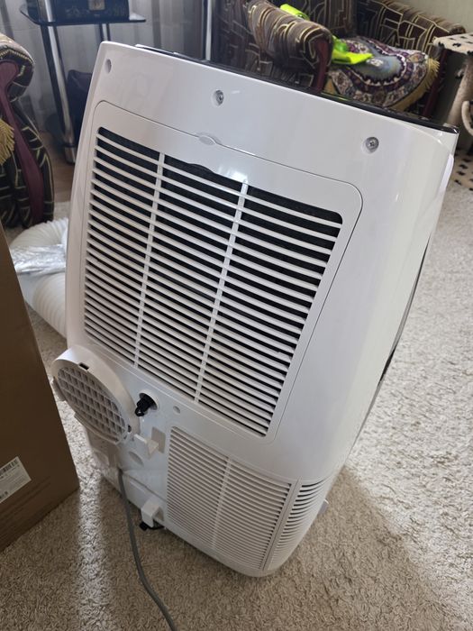 Продам кондиционер Electrolux EACM-10 HR/N3