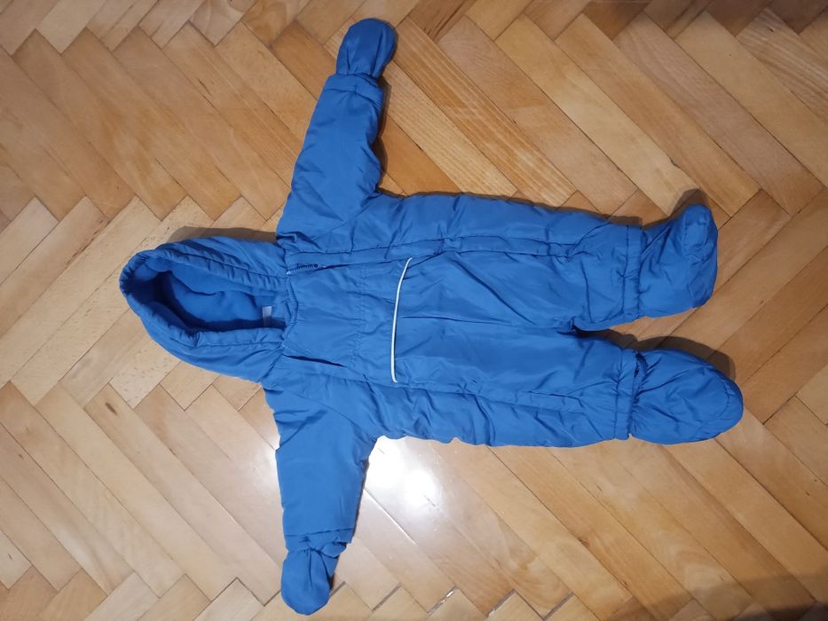 Kombinezon niemowlęcy 0-3mieś. Stan bdb