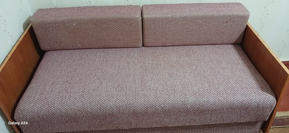 Диван для дітей м'який