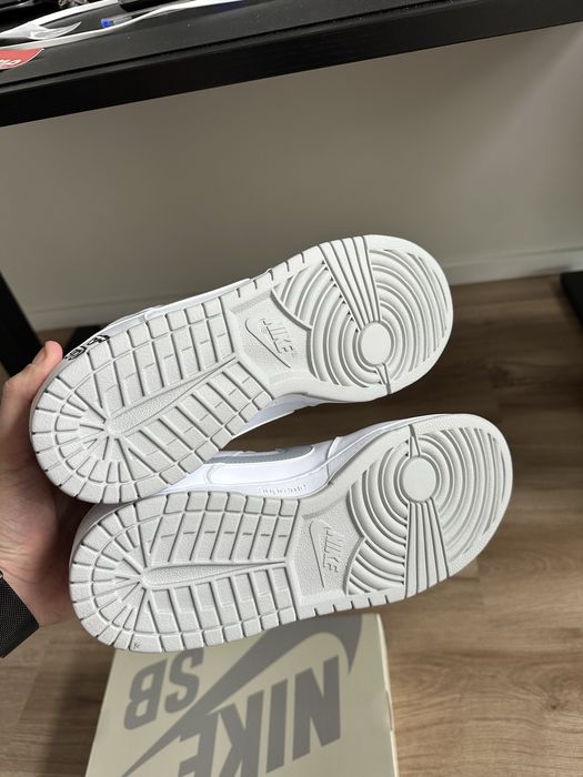 Supreme x Nike Dunk Low SB (White Metallic Silver)