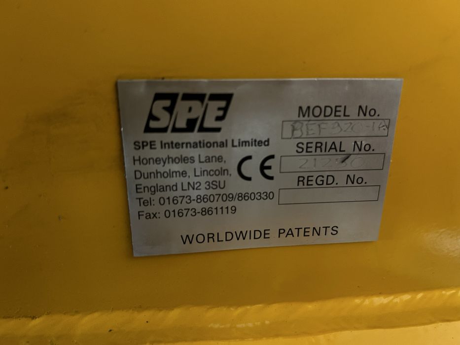 Spalinowa frezarka do betonu Bartell SPE BEF 320